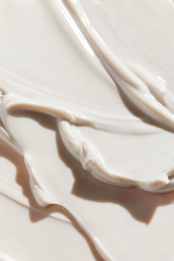 crème enveloppante pour le corps